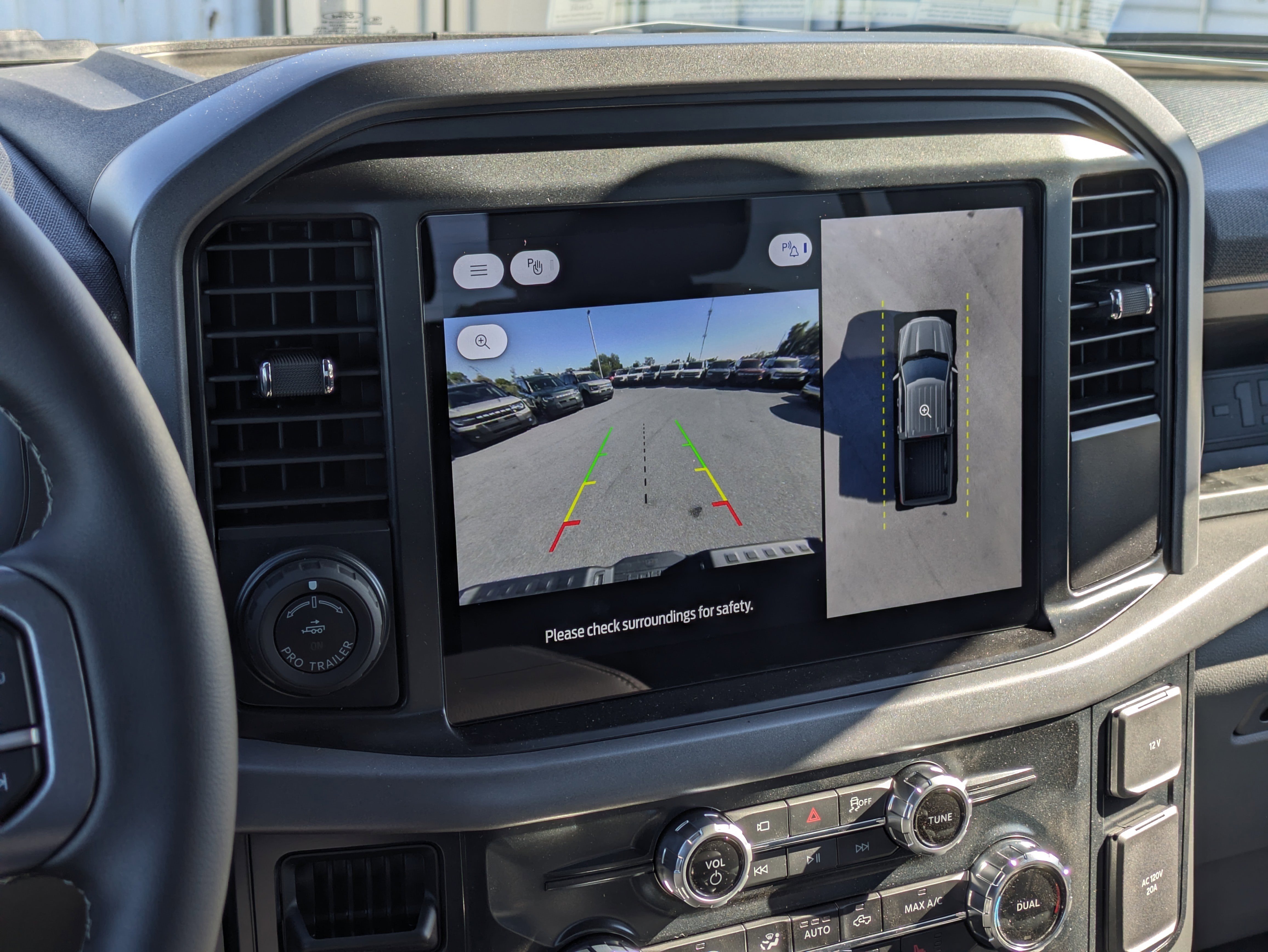 New 2025 Ford F150 Lightning XLT image 31