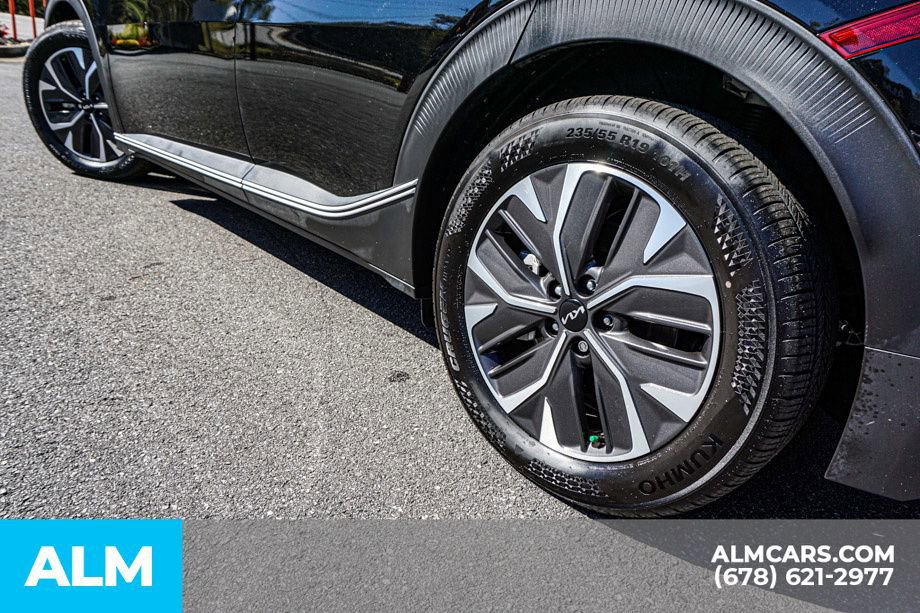 Used 2024 Kia EV6 Light image 16