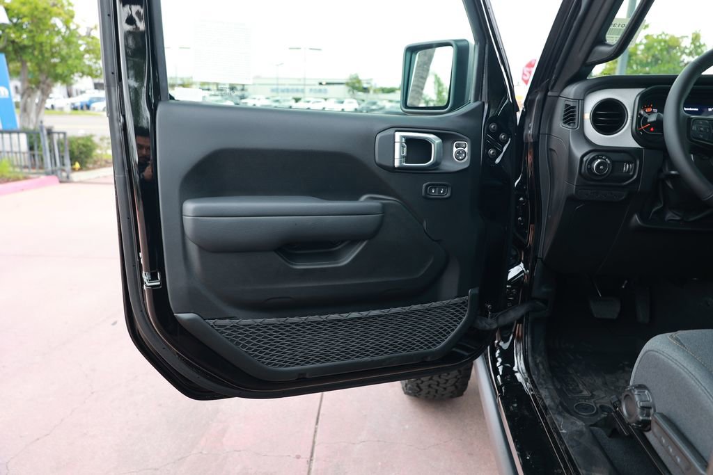 New 2026 Jeep Wrangler Unlimited Sport image 11