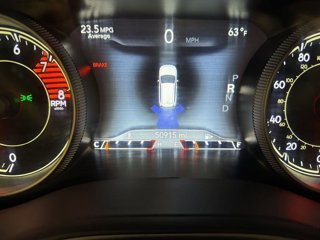 Used 2020 Jeep Cherokee Limited image 12