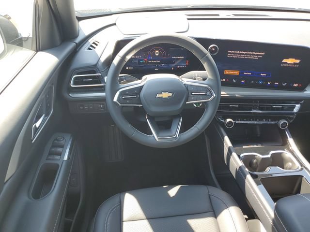 New 2027 Chevrolet Traverse LT w/ Driver Confidence Package FWD image 10