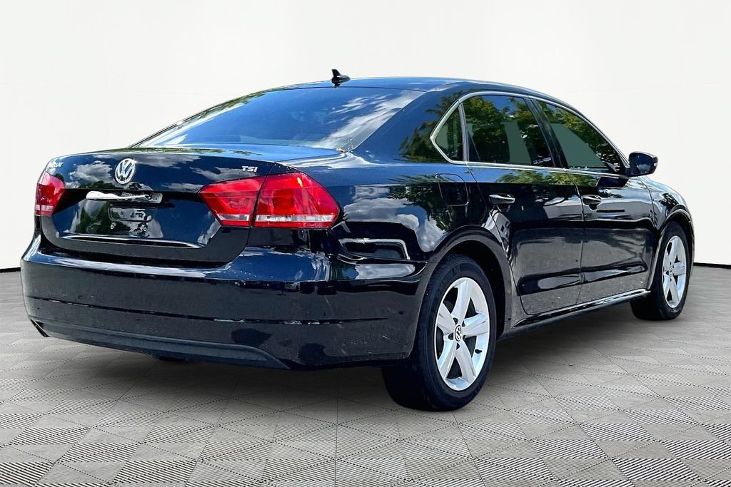 Used 2015 Volkswagen Passat 1.8T Limited Edition FWD image 5