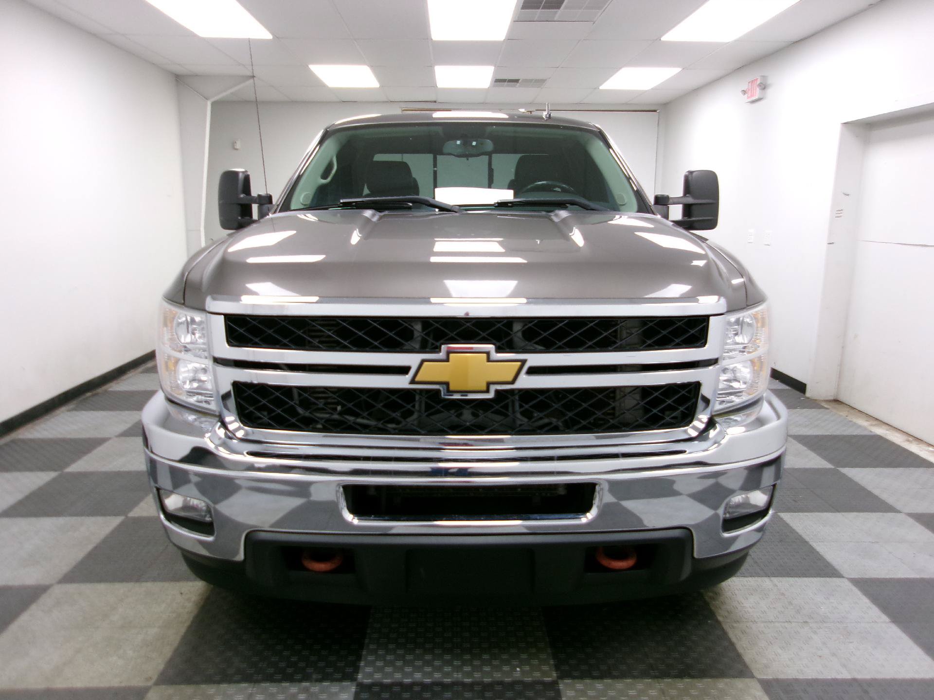 Used 2013 Chevrolet Silverado 2500 LT w/ Interior Plus Package AWD/4WD image 13