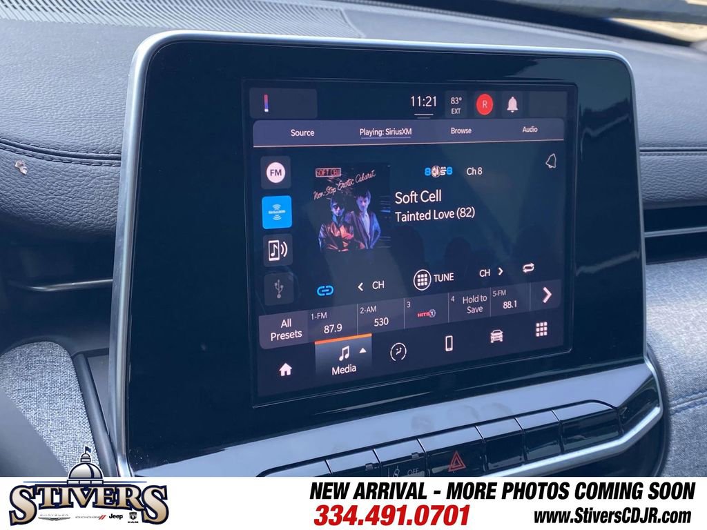 Used 2025 Jeep Compass Latitude image 53