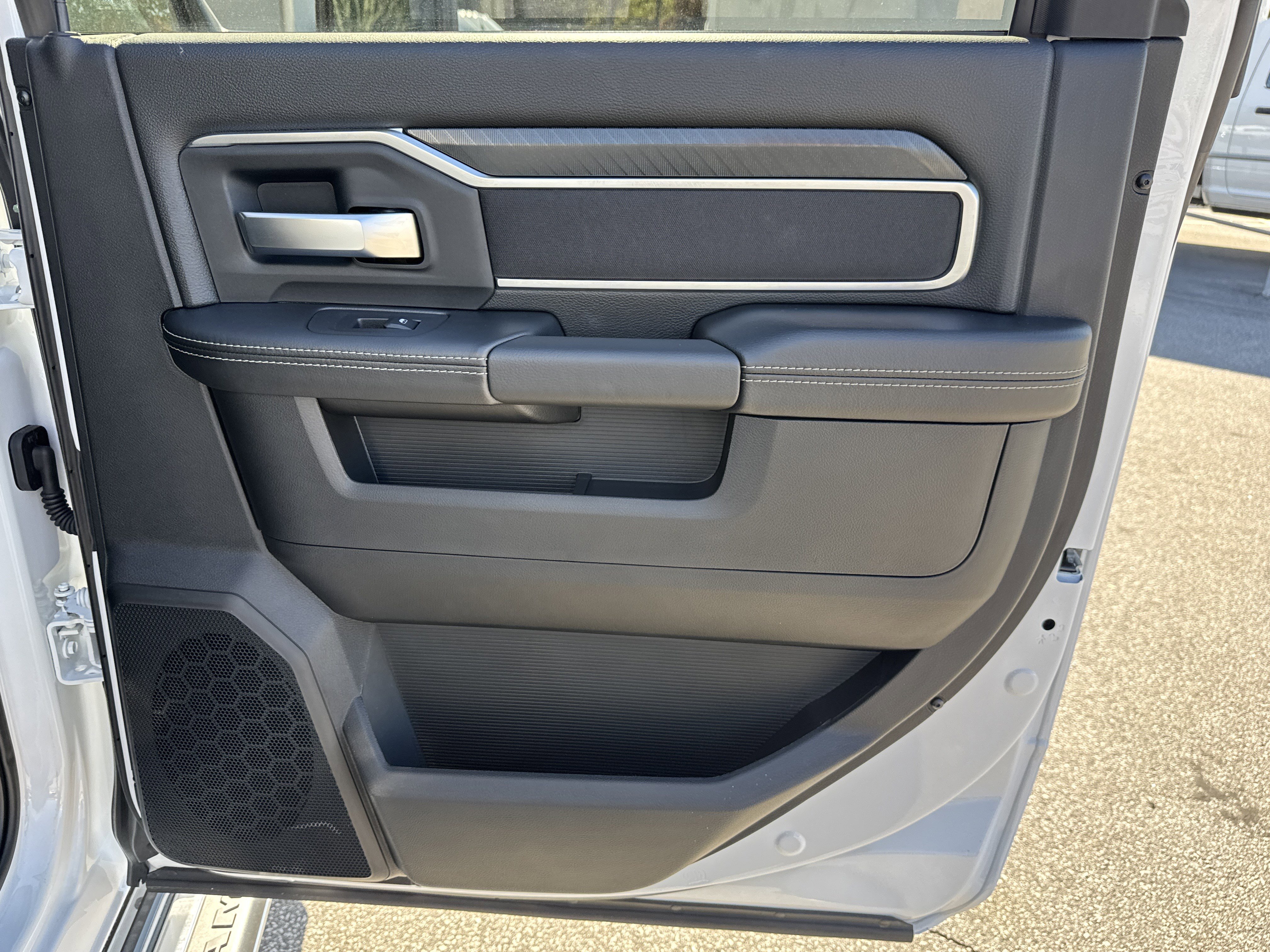 Used 2025 RAM 2500 Big Horn image 22