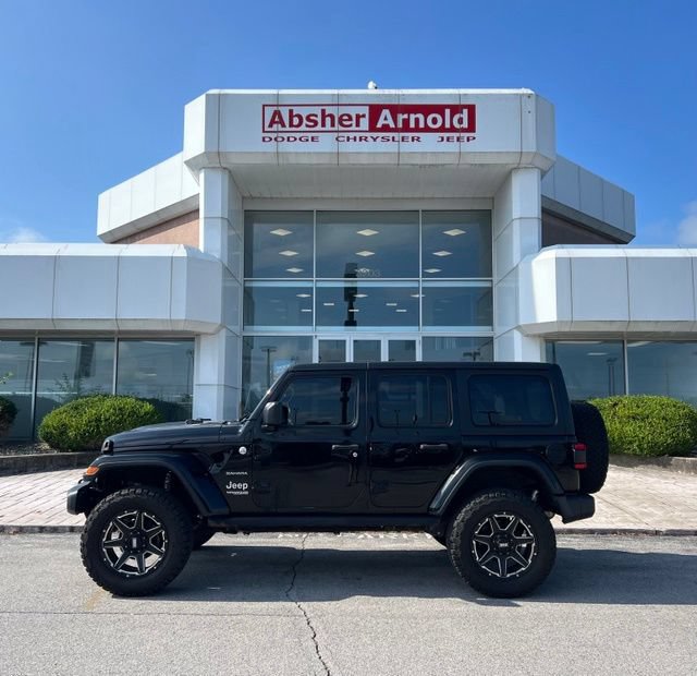 Certified 2018 Jeep Wrangler Unlimited Sahara AWD/4WD image 3