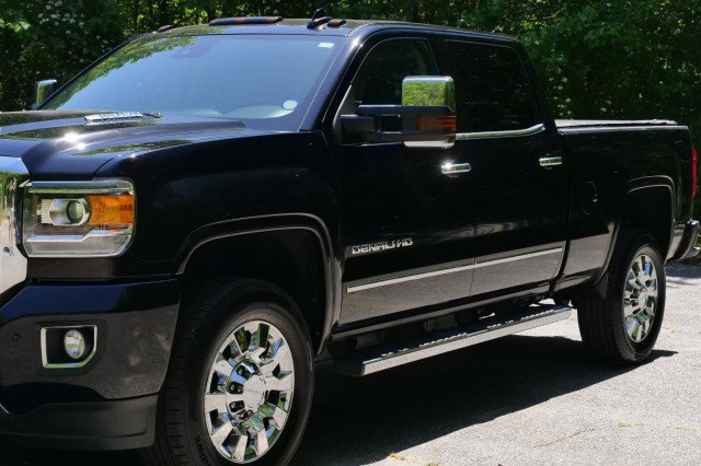 Used 2017 GMC Sierra 2500 Denali w/ Duramax Plus Package image 42