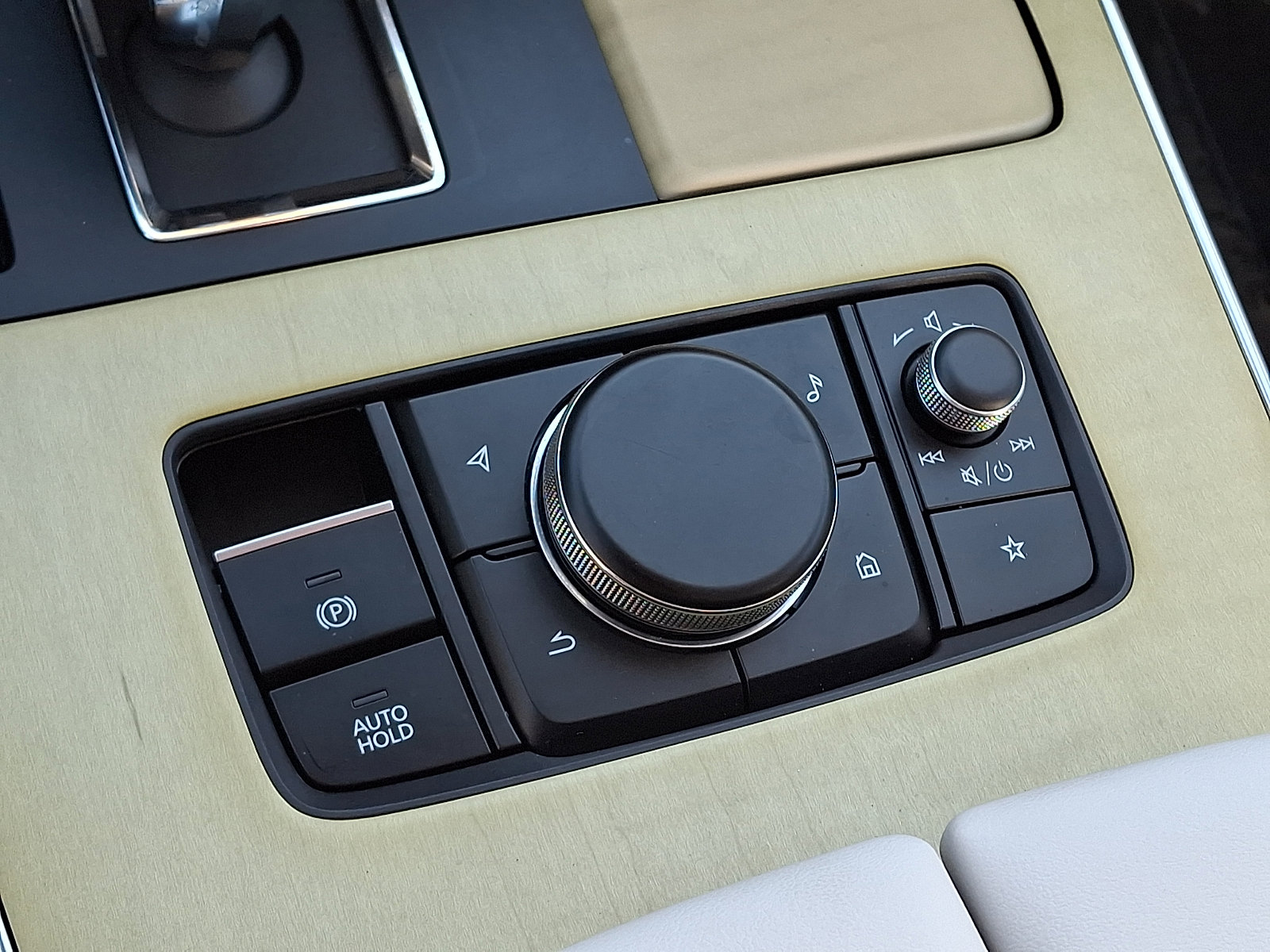 Certified 2026 MAZDA CX-90 3.3 Turbo S w/ Premium Plus image 32