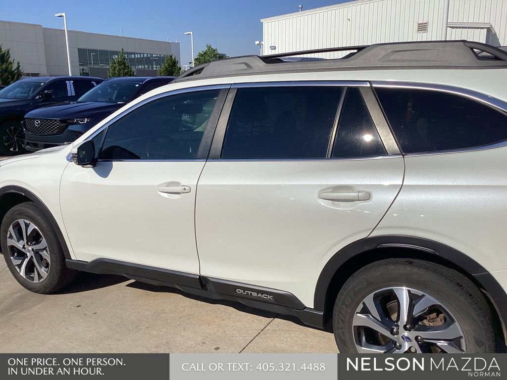 Used 2022 Subaru Outback Limited image 9