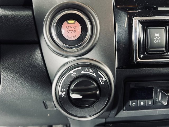 Used 2019 Nissan Titan Platinum Reserve w/ Platinum Utility Package image 30