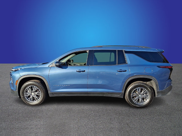 Used 2025 Chevrolet Traverse LT AWD/4WD image 7