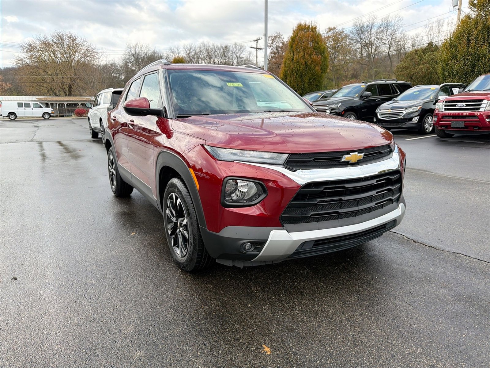 Used 2022 Chevrolet TrailBlazer LT w/ Convenience Package image 2