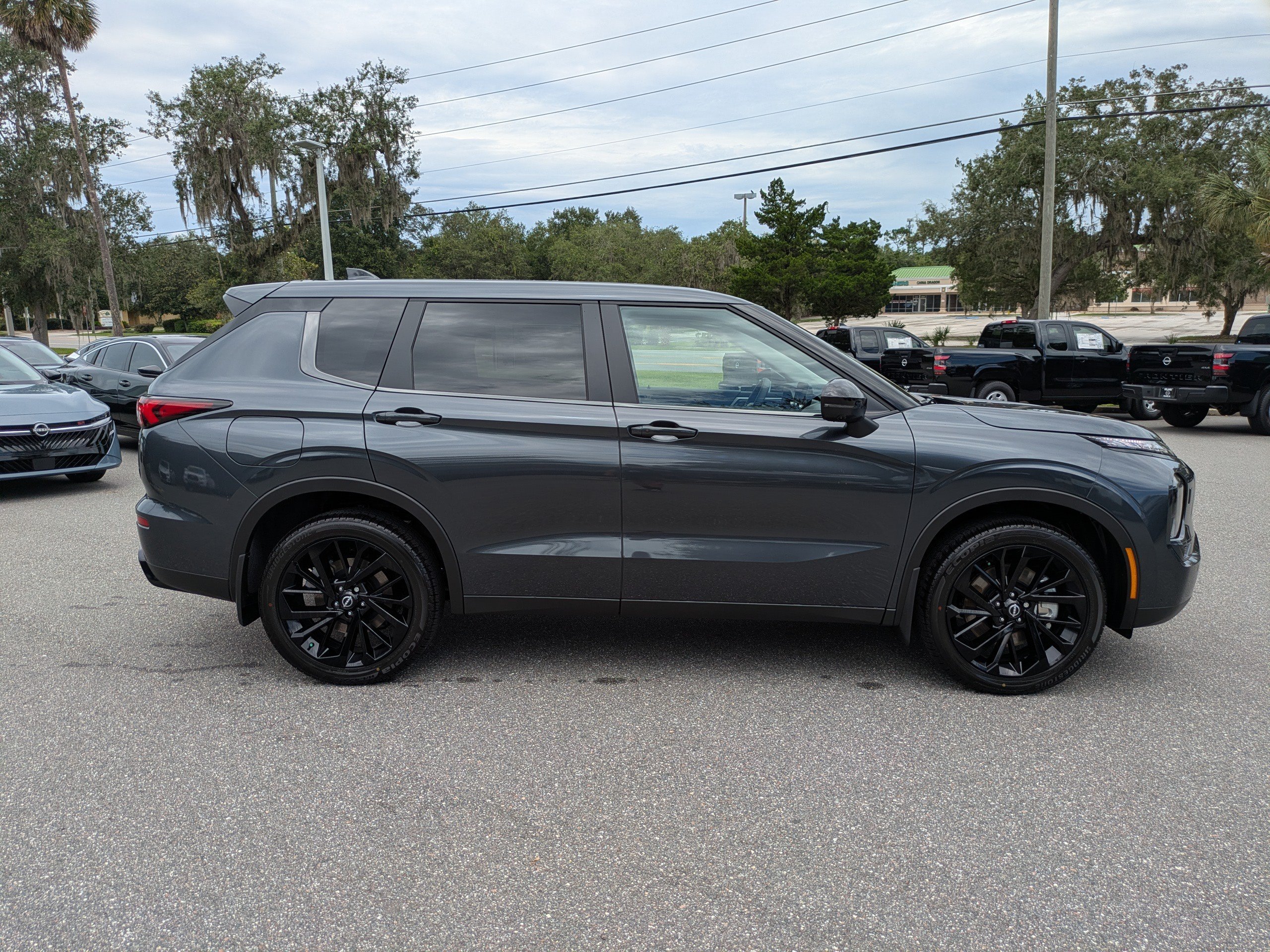 New 2026 Nissan Rogue SL AWD/4WD image 3