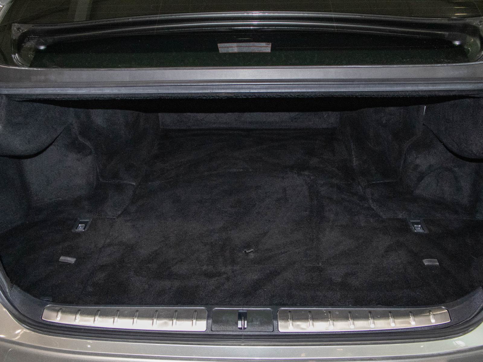 Used 2020 Lexus LS 500 w/ Interior Upgrade Package RWD image 25