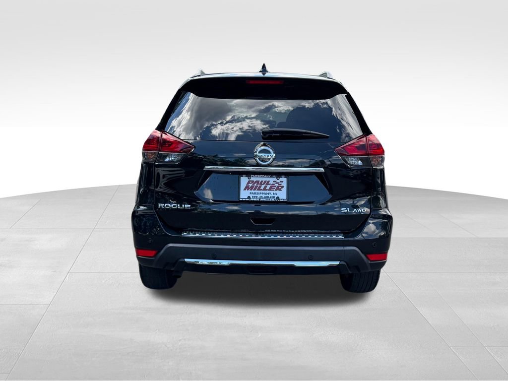 Used 2019 Nissan Rogue SL w/ Premium Package AWD/4WD image 8