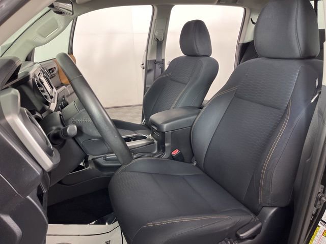 Used 2017 Toyota Tacoma SR5 image 18