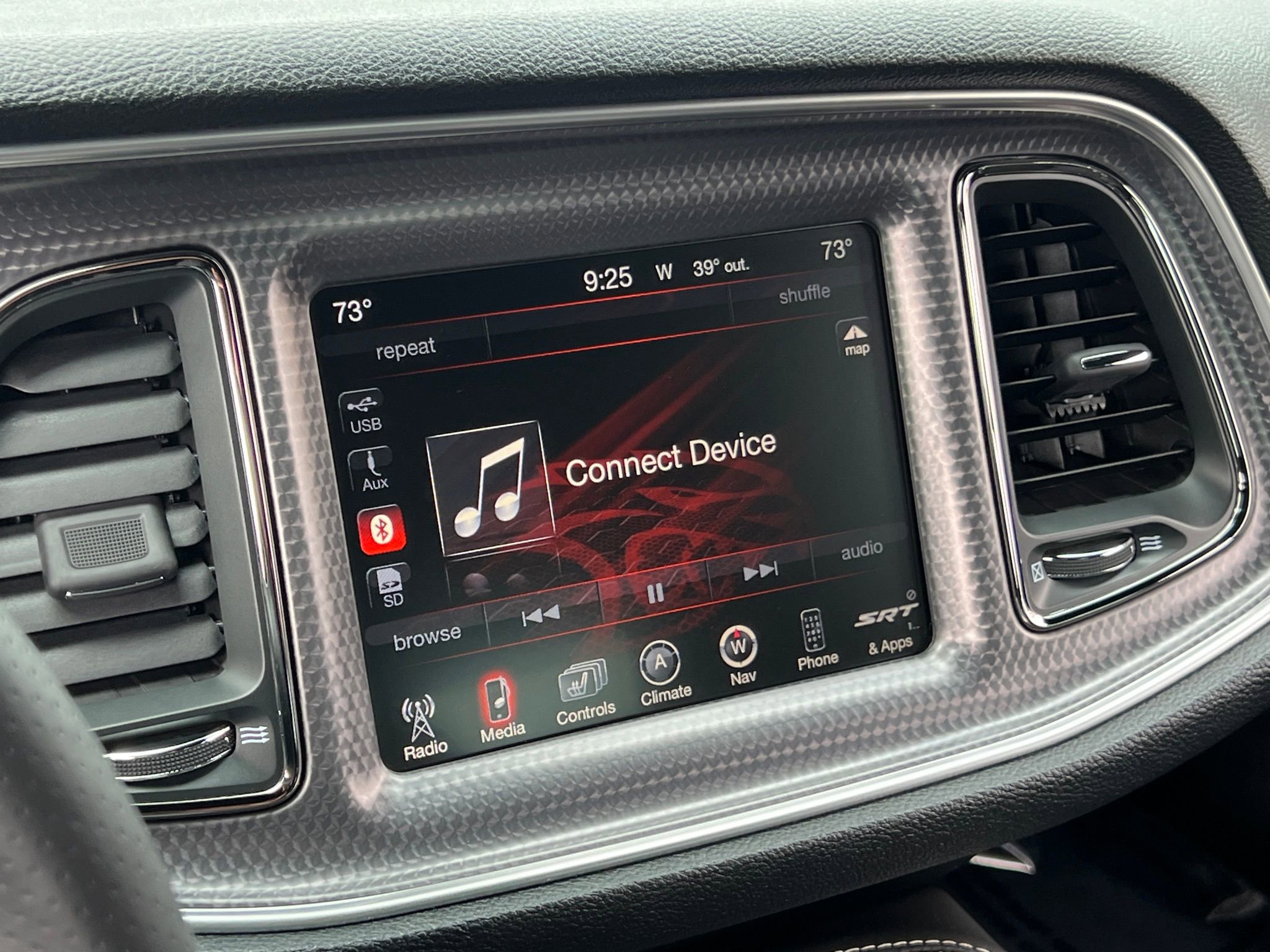 Used 2015 Dodge Challenger SRT Hellcat image 23