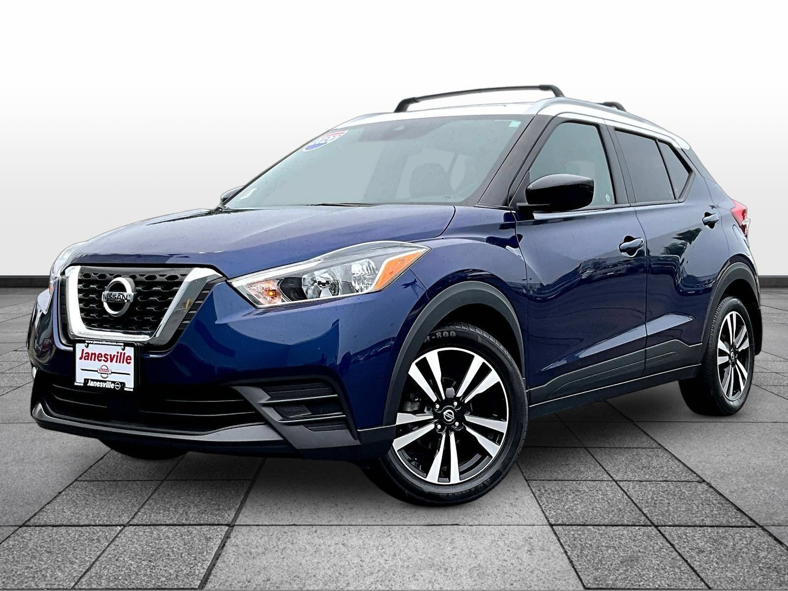 Certified 2020 Nissan Kicks SV w/ Exterior Package FWD image 3