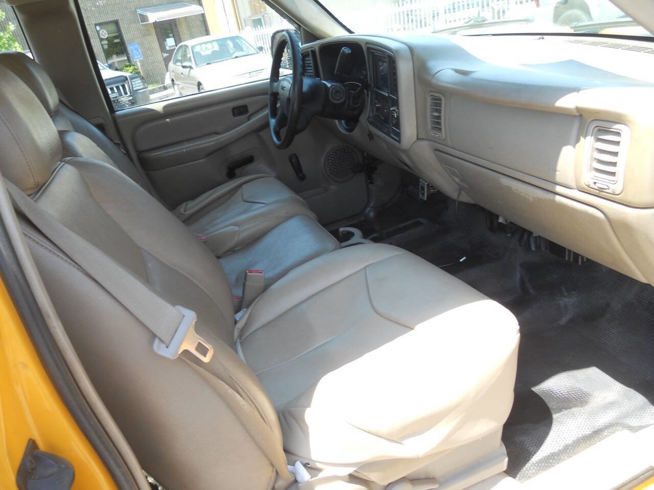 Used 2005 GMC Sierra 2500 W/T w/ Snow Plow Prep Package AWD/4WD image 20