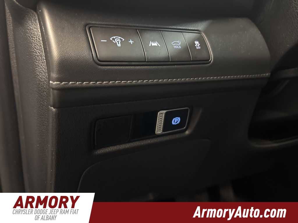 Used 2023 Hyundai Santa Fe Limited image 10