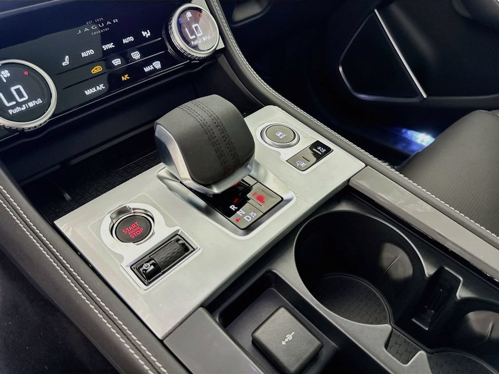 New 2026 Jaguar F-PACE R-Dynamic S AWD/4WD image 17