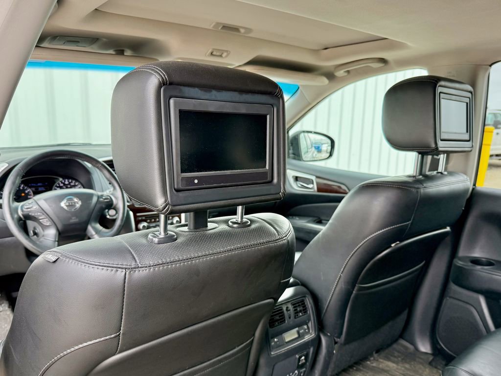Used 2014 Nissan Pathfinder Platinum w/ Platinum Premium Package image 13