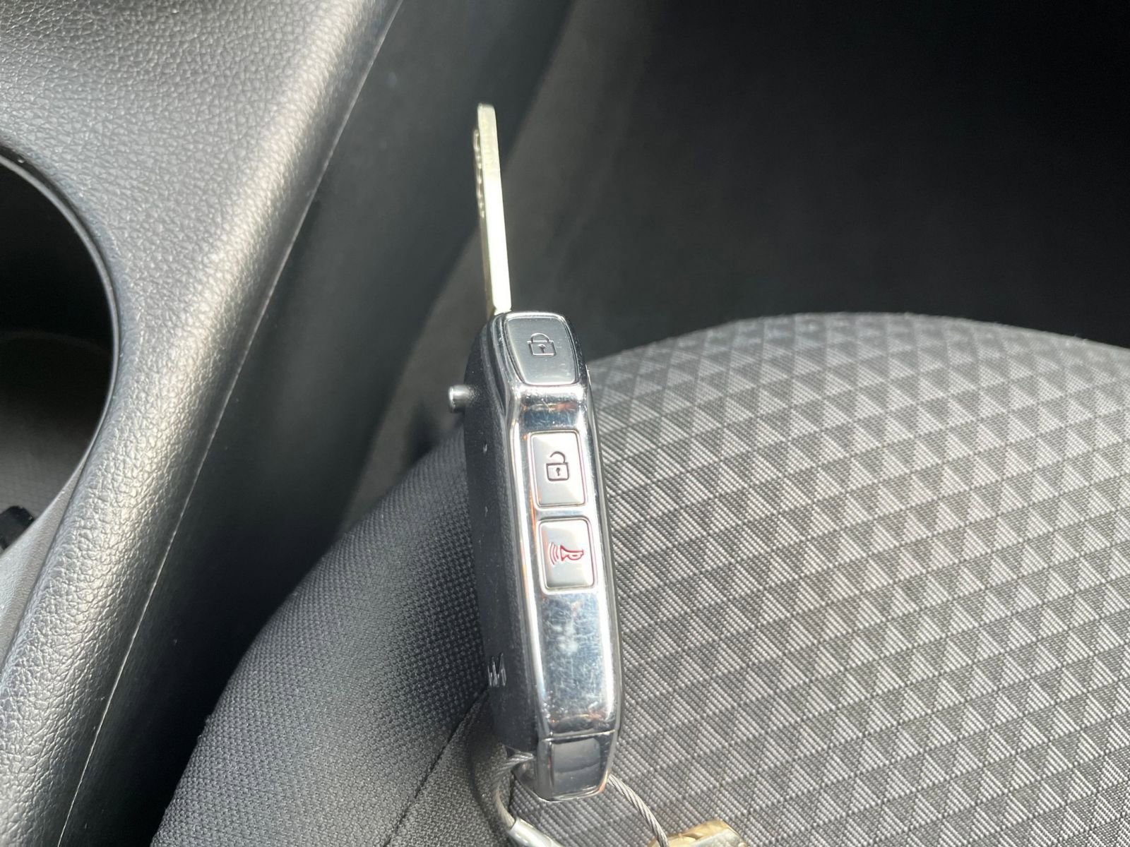 Used 2025 Kia Soul LX w/ LX Technology Package image 21