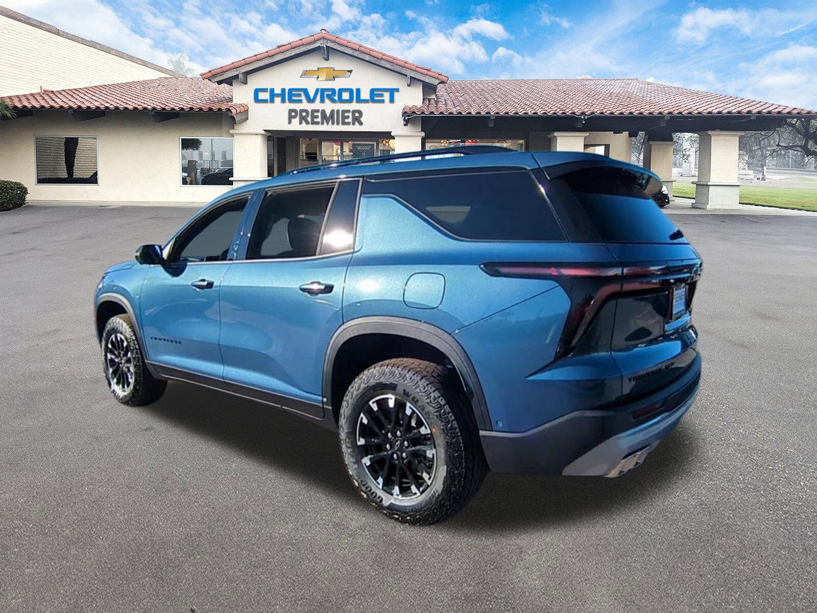 New 2026 Chevrolet Traverse Z71 w/ Enhanced Driving Package image 6