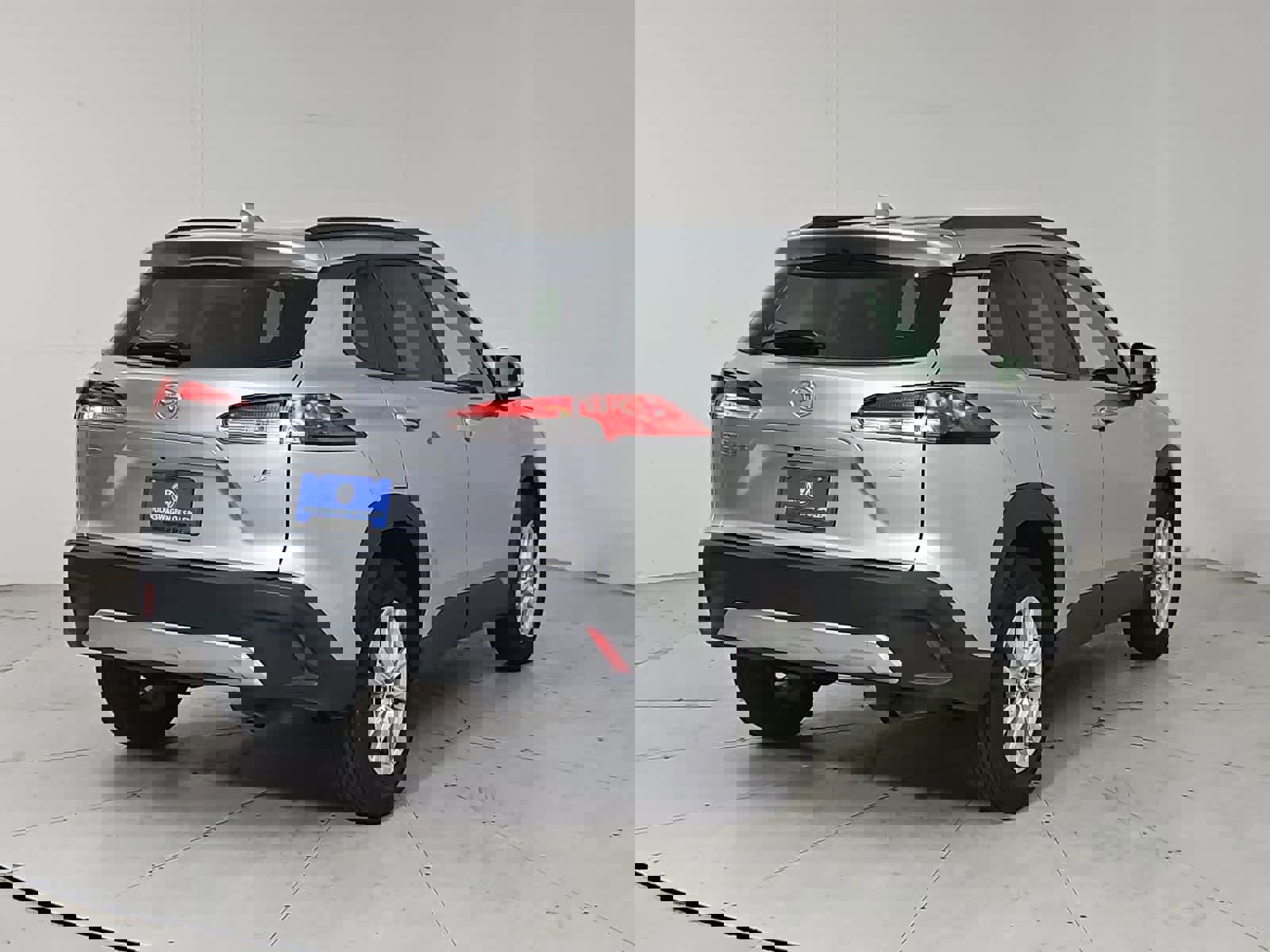 Used 2023 Toyota Corolla Cross LE image 5