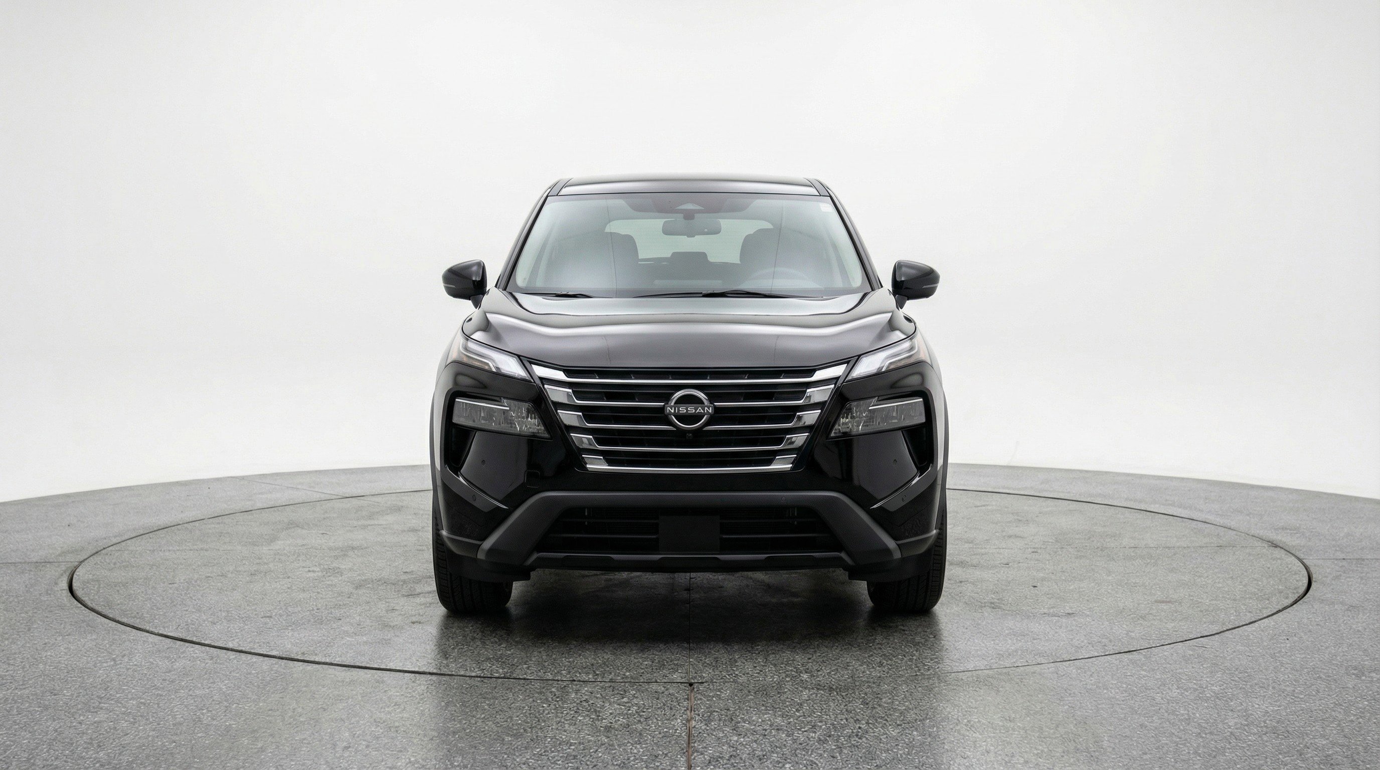 Used 2025 Nissan Rogue SV image 2