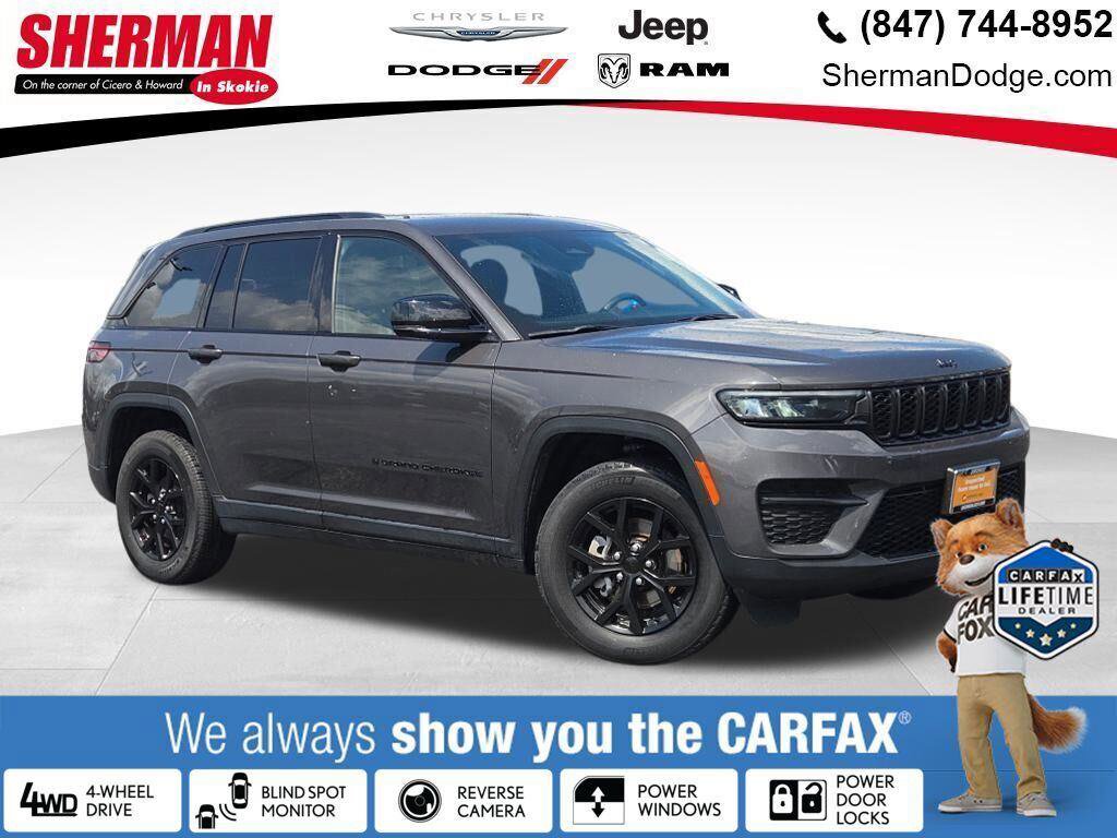 Used 2024 Jeep Grand Cherokee Altitude image 1