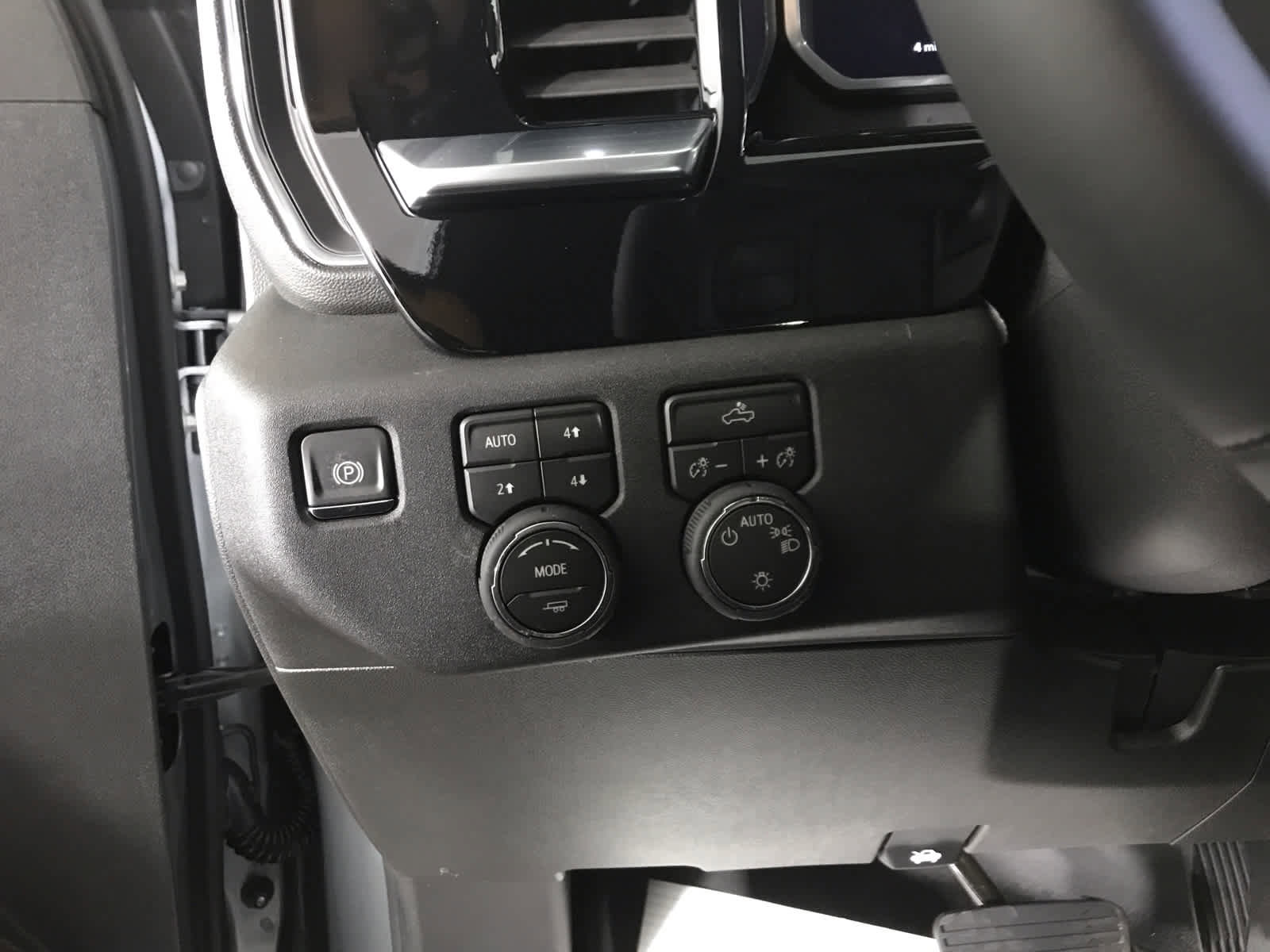 New 2026 Chevrolet Silverado 1500 LT image 25