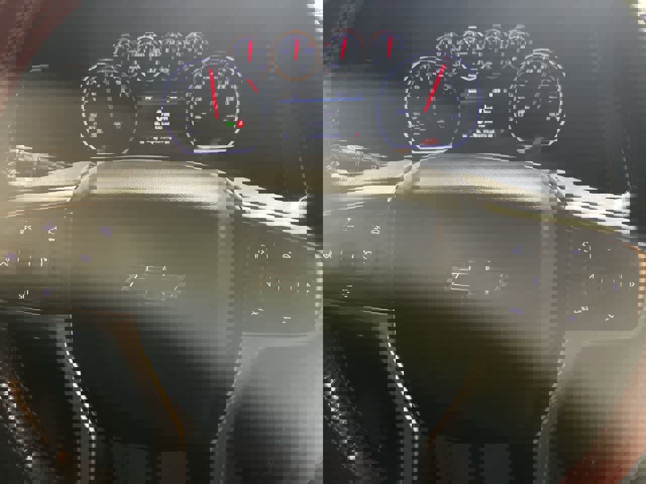 Used 2021 Chevrolet Tahoe Z71 image 15