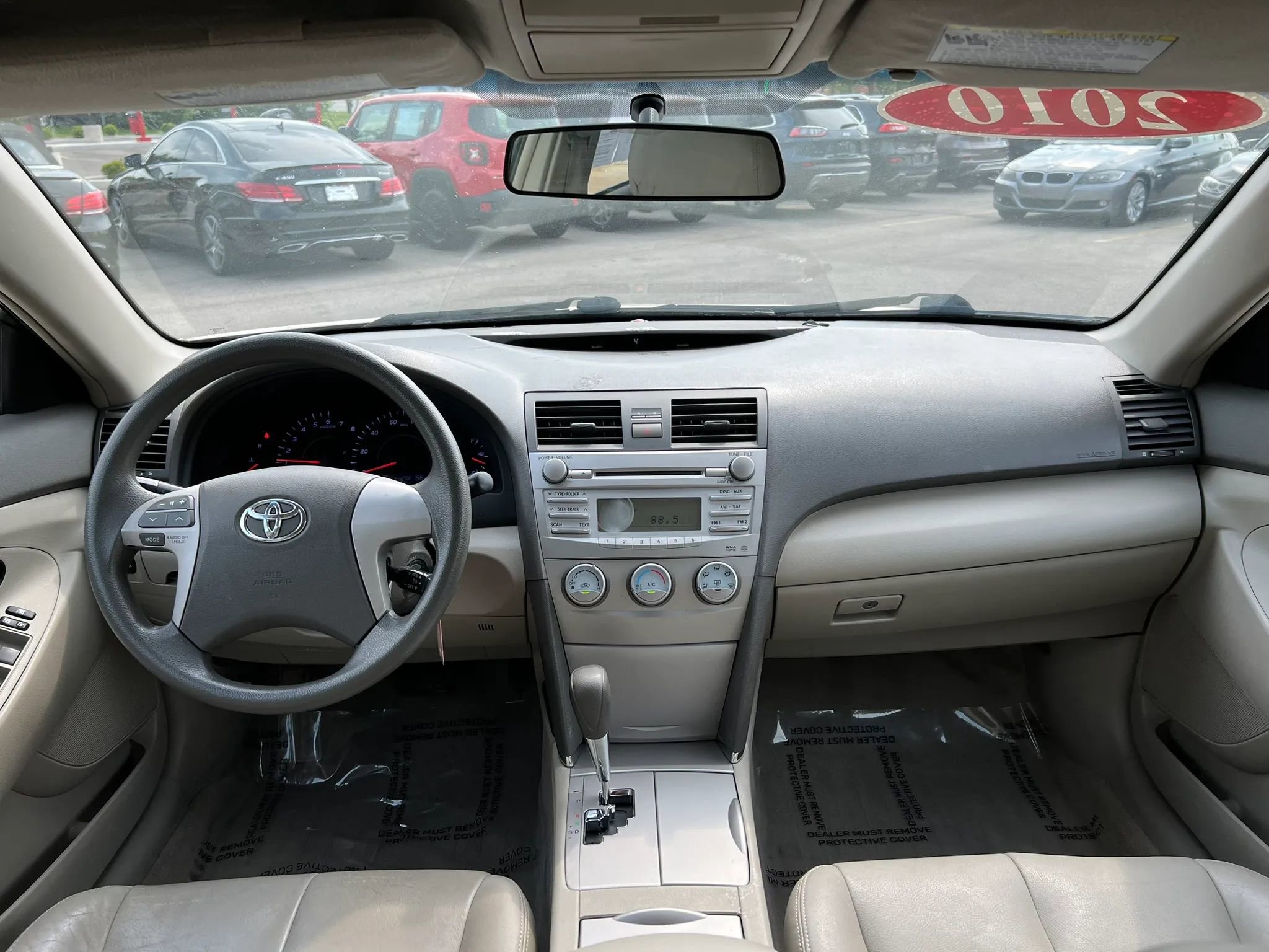 Used 2010 Toyota Camry FWD image 9