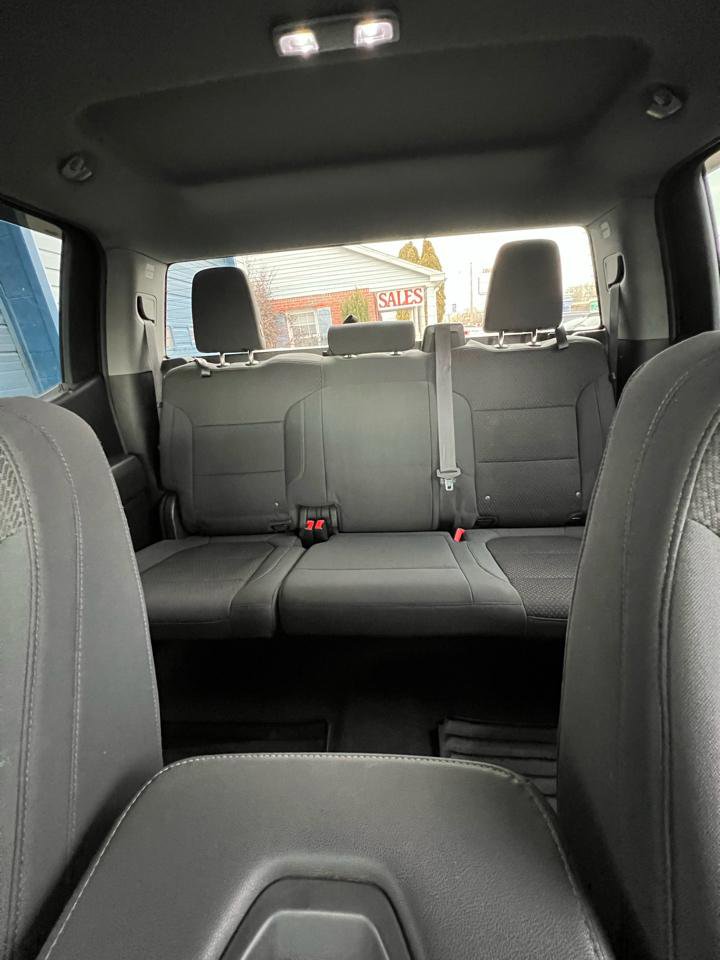 Used 2021 GMC Sierra 1500 4x4 Crew Cab w/ Sierra Value Package image 22