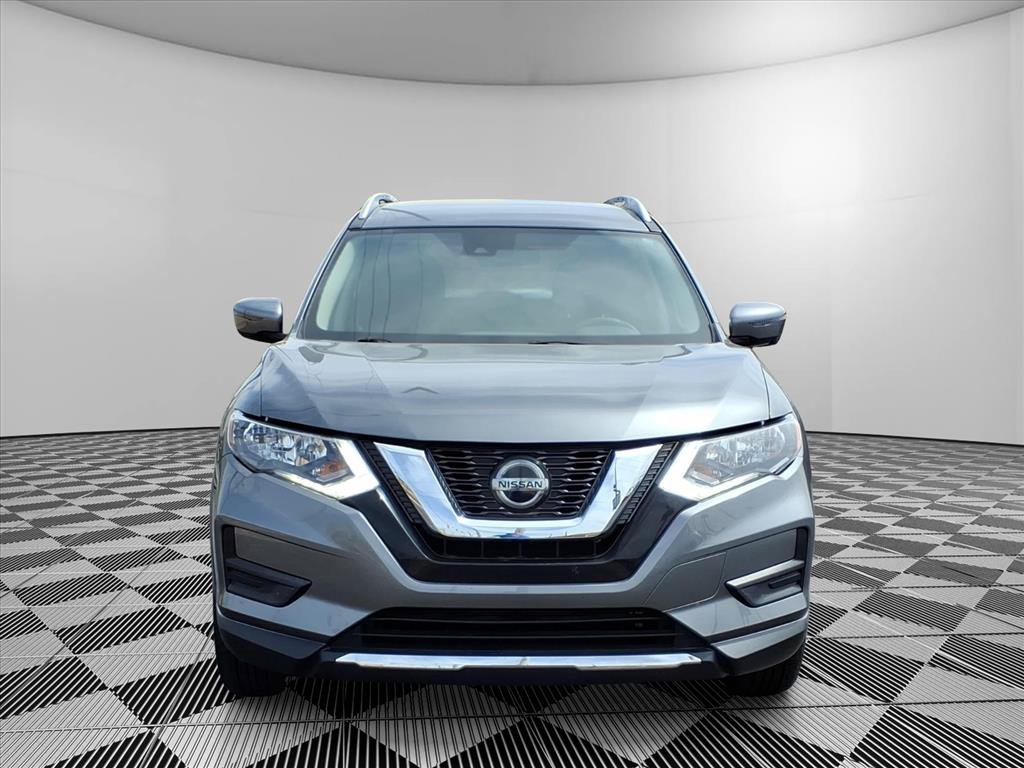 Used 2019 Nissan Rogue SV w/ Premium Package image 2