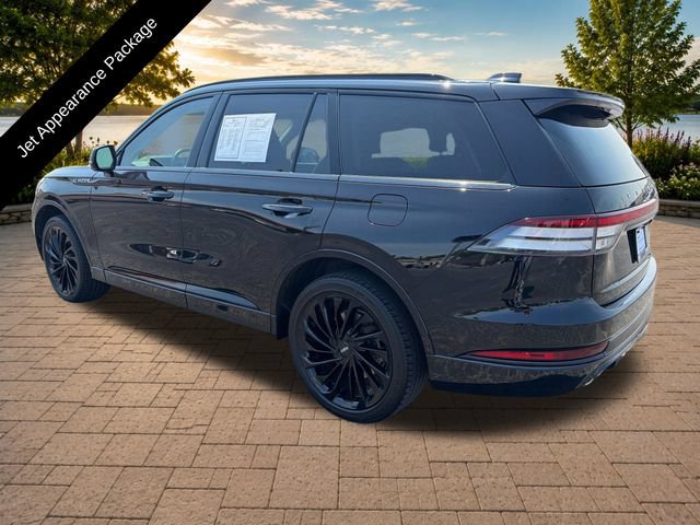 Certified 2025 Lincoln Aviator Reserve w/ Jet Appearance Package AWD/4WD image 4