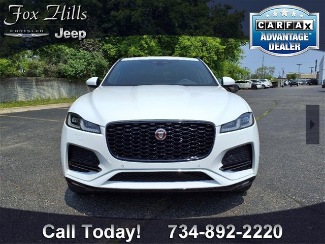 Used 2022 Jaguar F-PACE S image 2