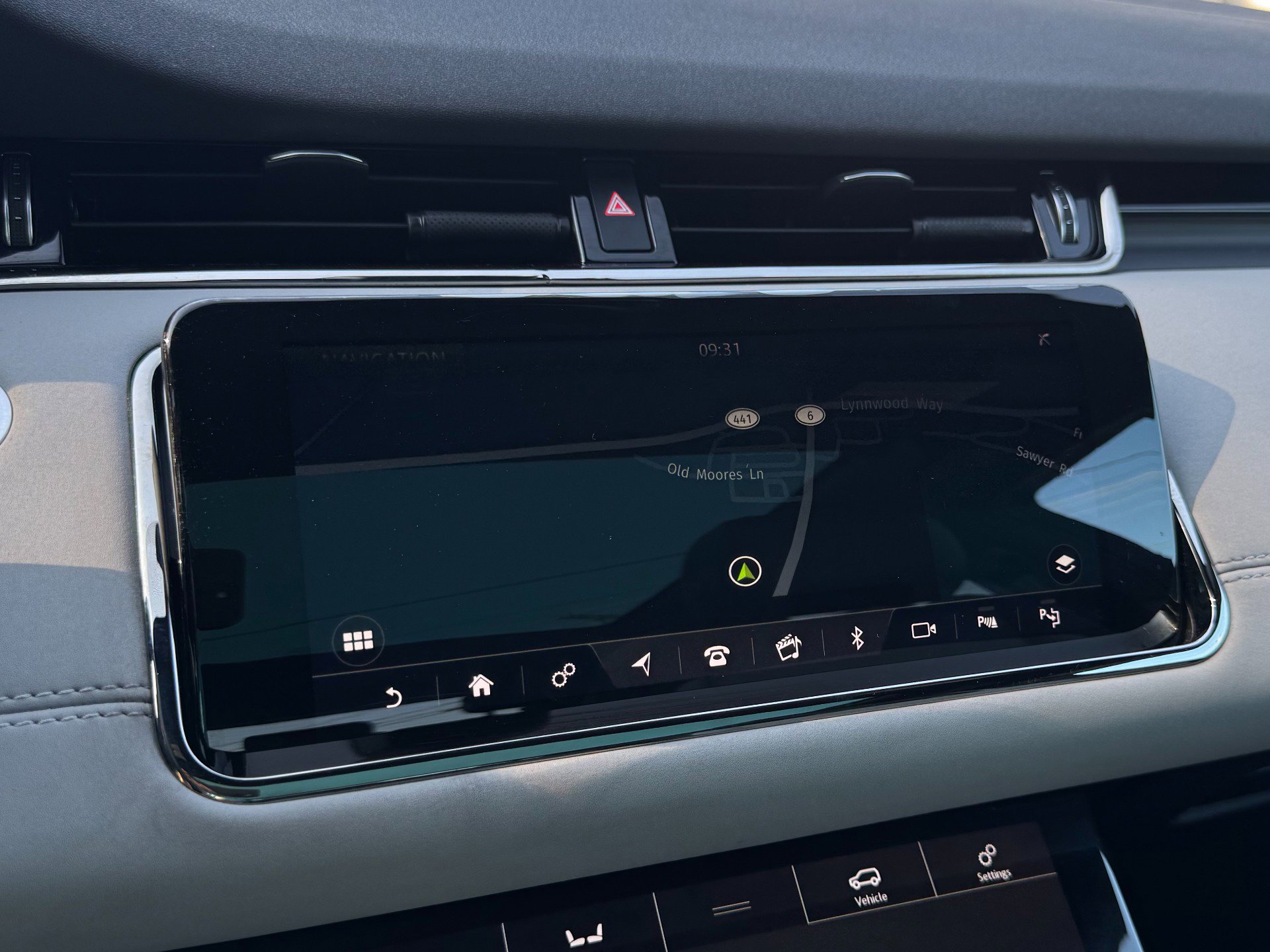 Used 2020 Land Rover Range Rover Evoque R-Dynamic SE image 75