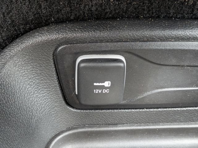 Used 2024 Chrysler Pacifica Limited FWD image 23
