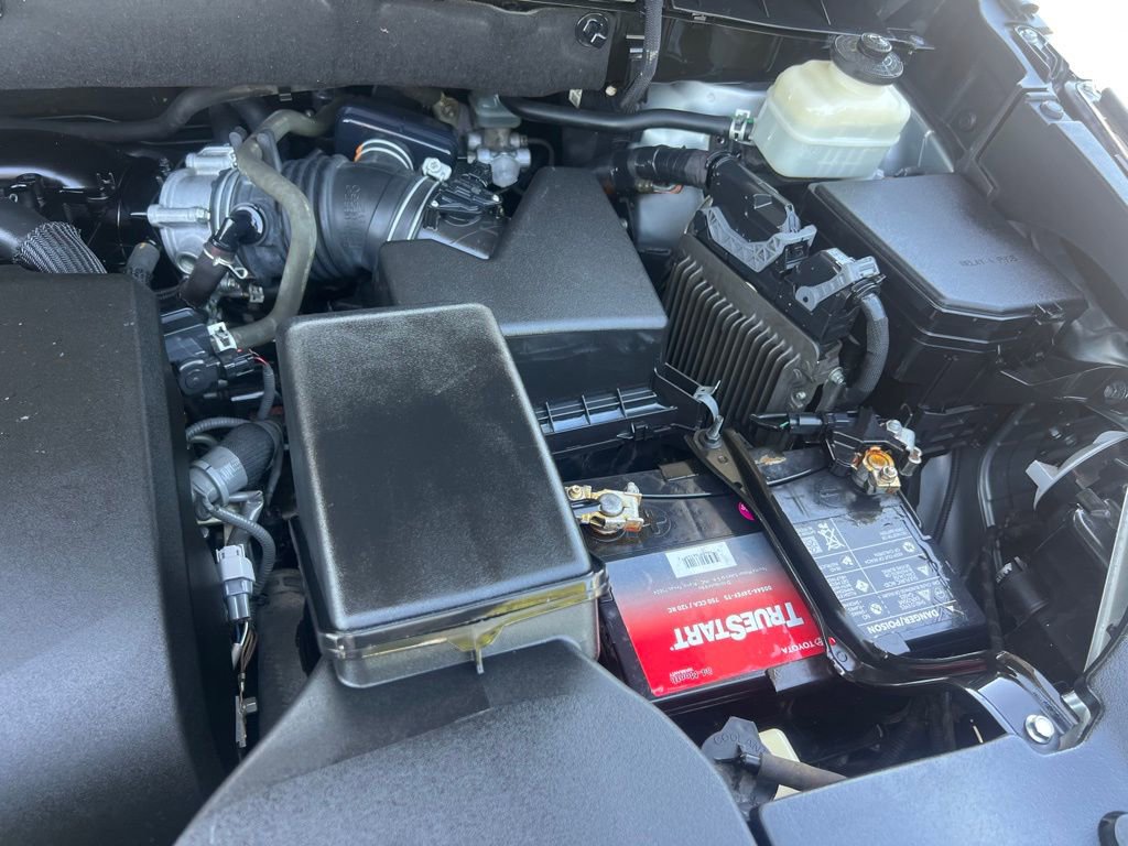 Used 2019 Toyota Highlander Limited FWD image 32