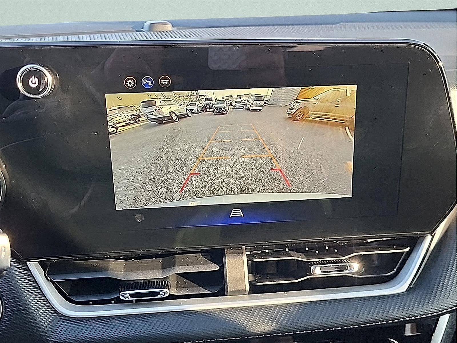 Used 2025 Chevrolet Equinox LT AWD/4WD image 23
