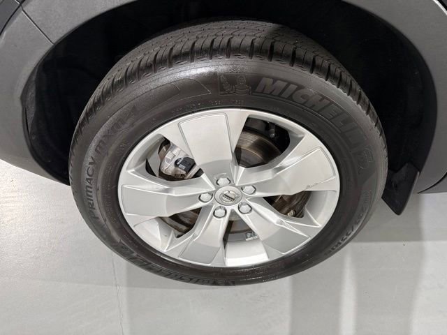 Used 2022 Volvo XC40 T5 Momentum AWD/4WD image 14