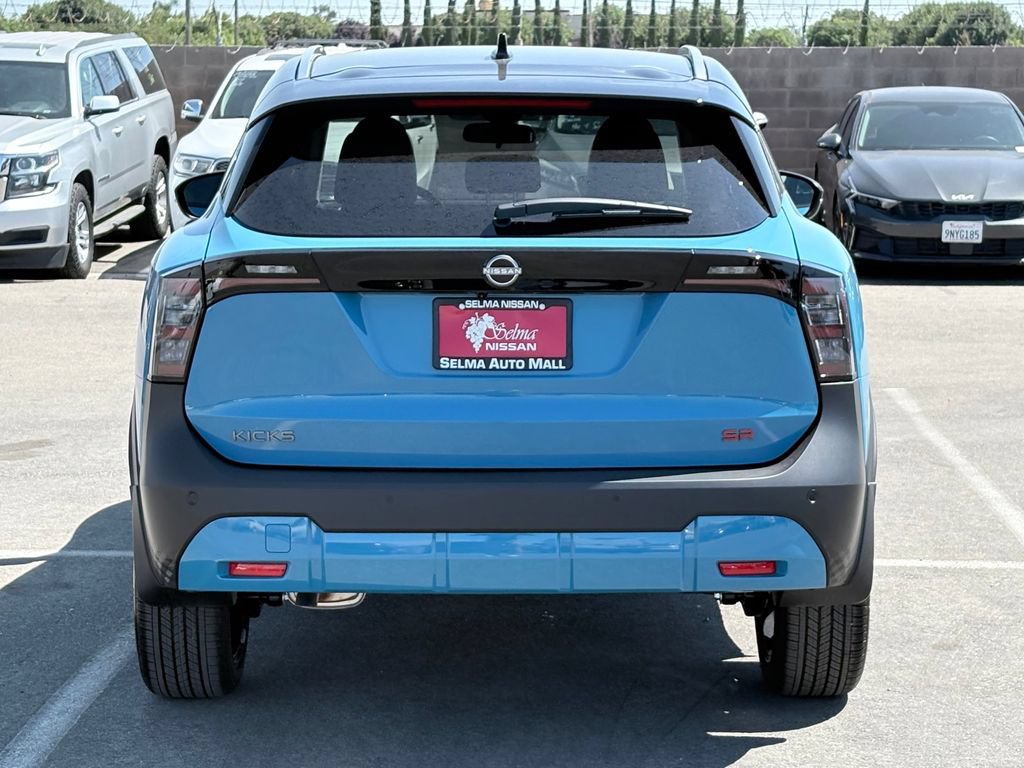 New 2026 Nissan Kicks SR FWD image 5