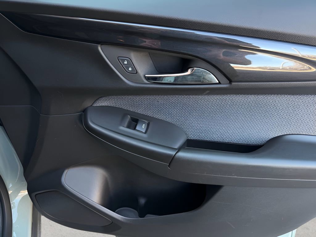 Used 2025 Chevrolet TrailBlazer LT image 33