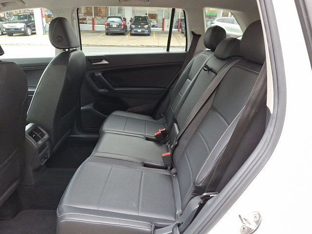 Used 2021 Volkswagen Tiguan SEL image 10