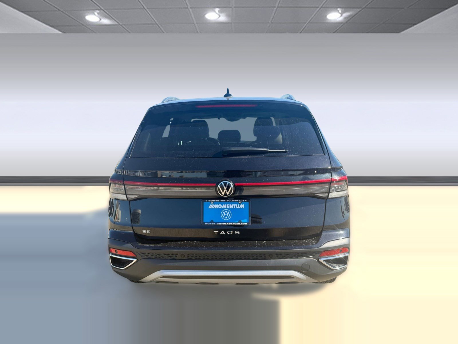 New 2026 Volkswagen Taos SE image 9