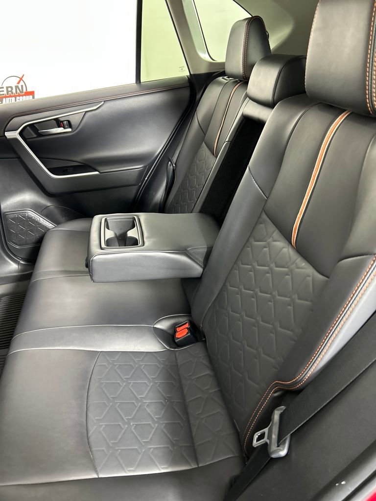 Used 2022 Toyota RAV4 Adventure image 16