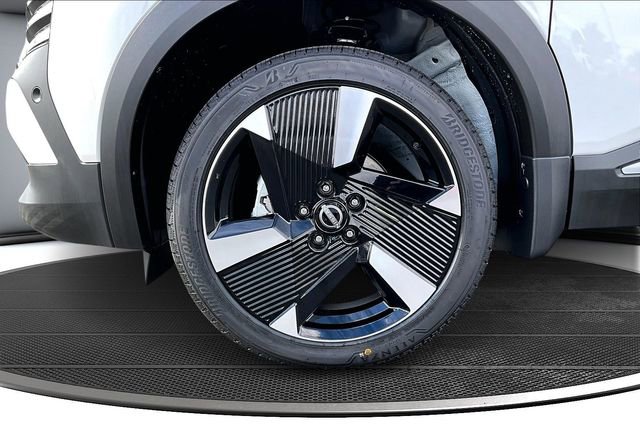 New 2026 Nissan Kicks SR w/ SR Premium Package image 12