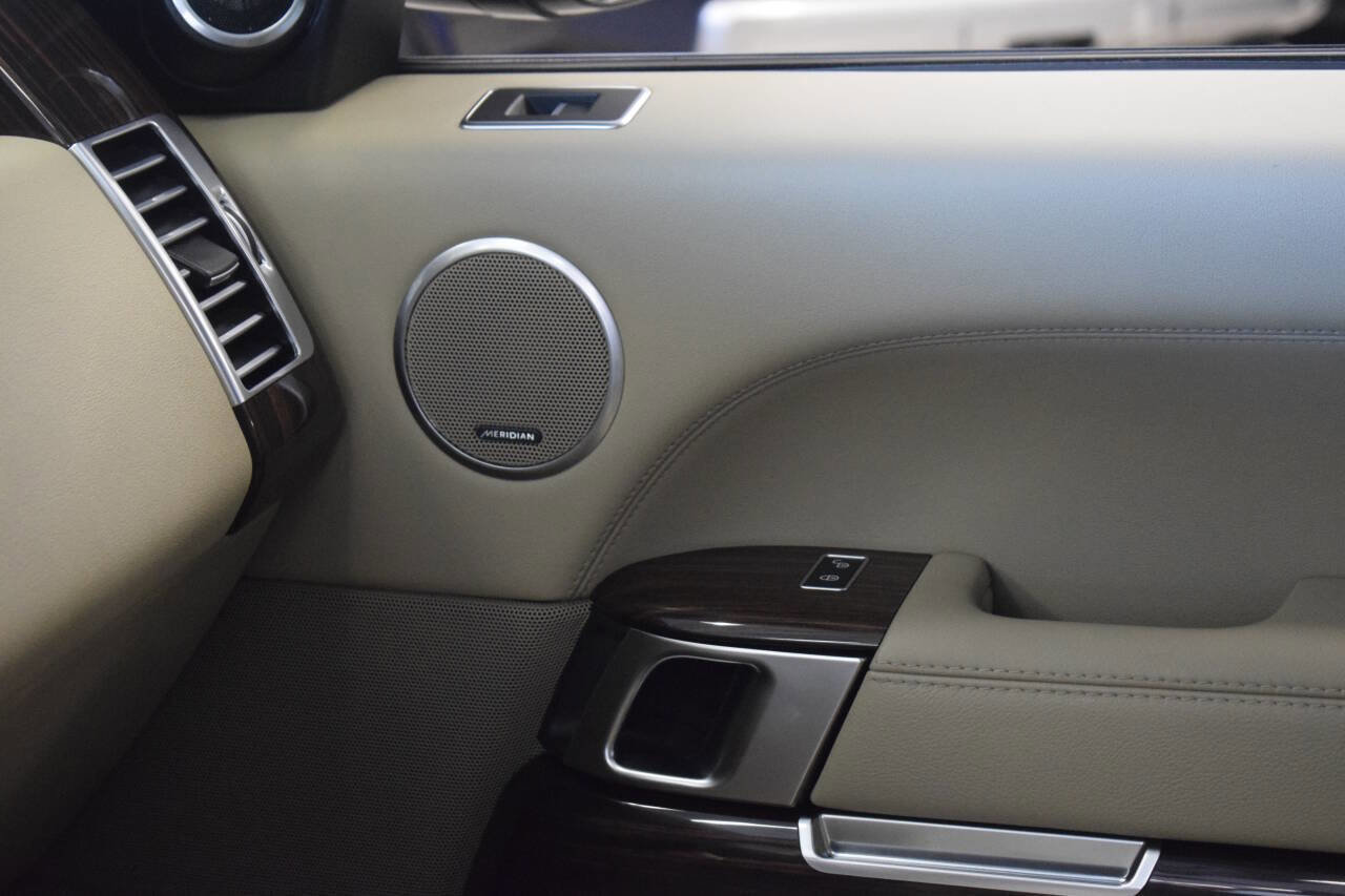Used 2017 Land Rover Range Rover image 61
